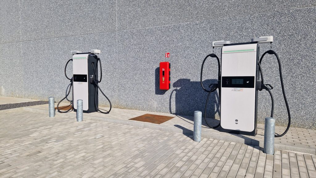 Power Station with renewable sun energy from Solar Panel